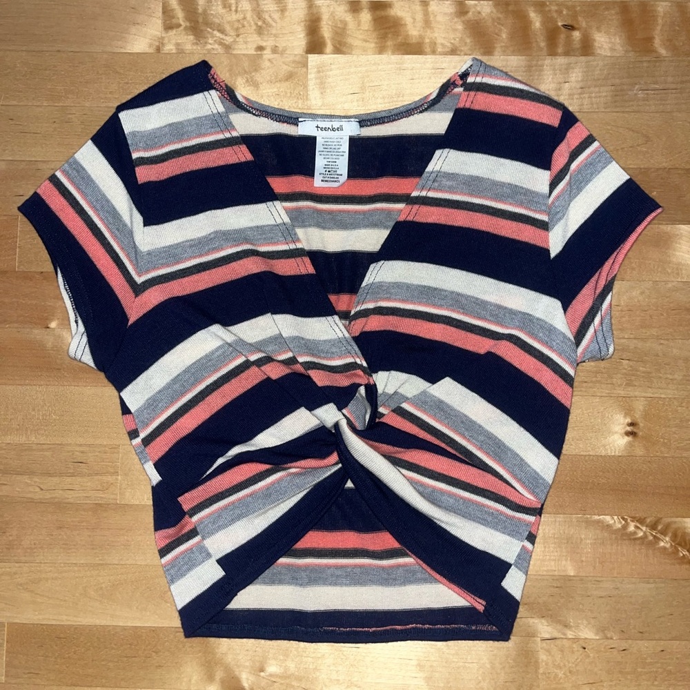 TEENBELL striped knotted crop top